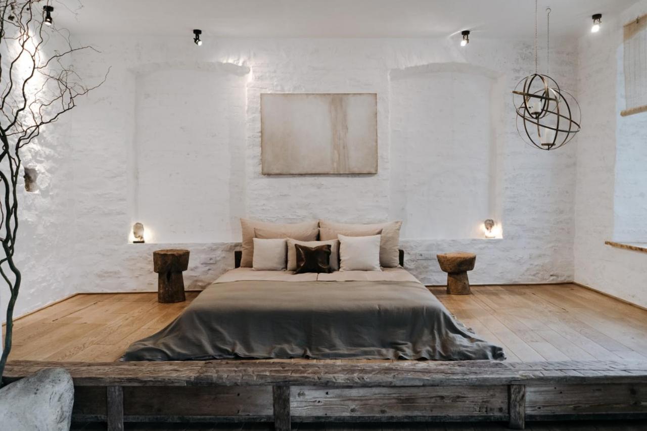 N O C T U R N E Apartman Kamjanyi Potoki Kültér fotó